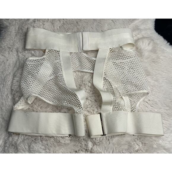 RARE🔥 Honey Birdette AXL🤍 White FULL 4 Piece Set 32DD, S, S Thong & Brief - Picture 8 of 16